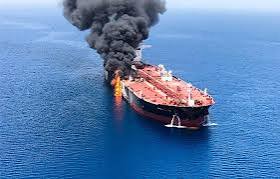 Moyen-Orient : les États-Unis frappent un navire après avoir ignoré les avertissements du blocus iranien