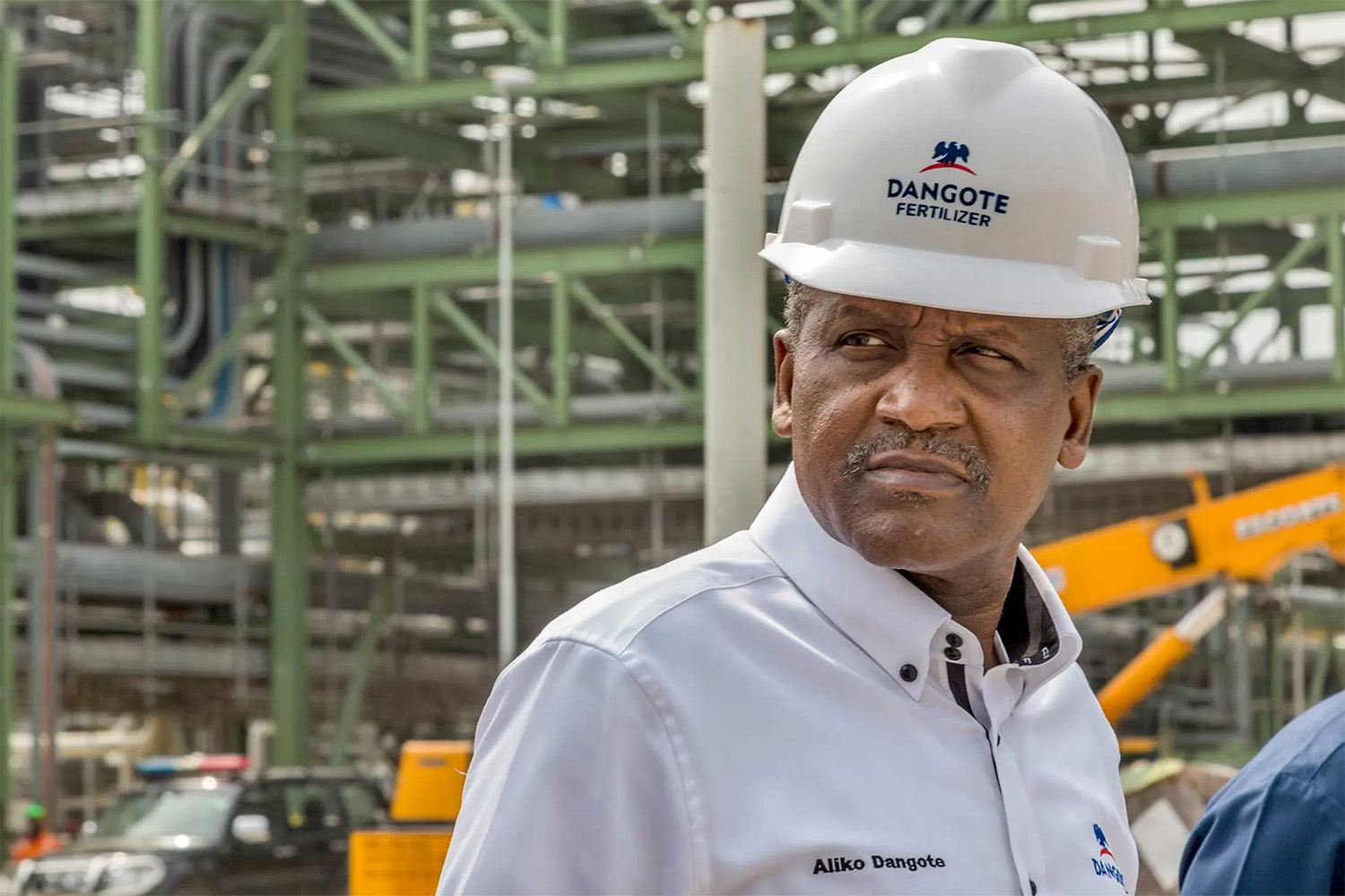 Nigeria : l’homme d’affaires Aliko Dangote met 2,1 milliards de dollars sur la table pour financer l’expansion de sa raffinerie et l’ouvre au public