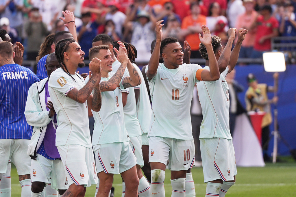 Coupe du monde 2026 : la France élimine le Maroc (2-0) et décroche sa place en demi-finales